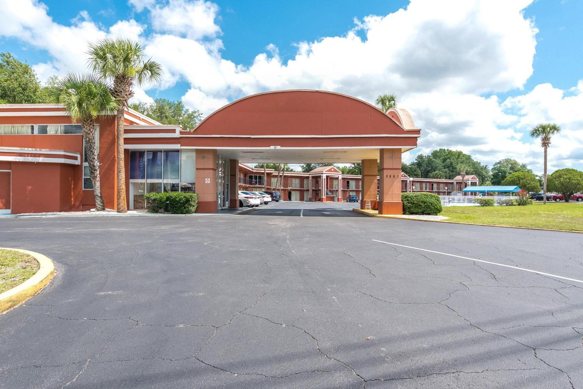 Oyo Hotel Mustang Silver Spring Fl Silver Springs Ngoại thất bức ảnh