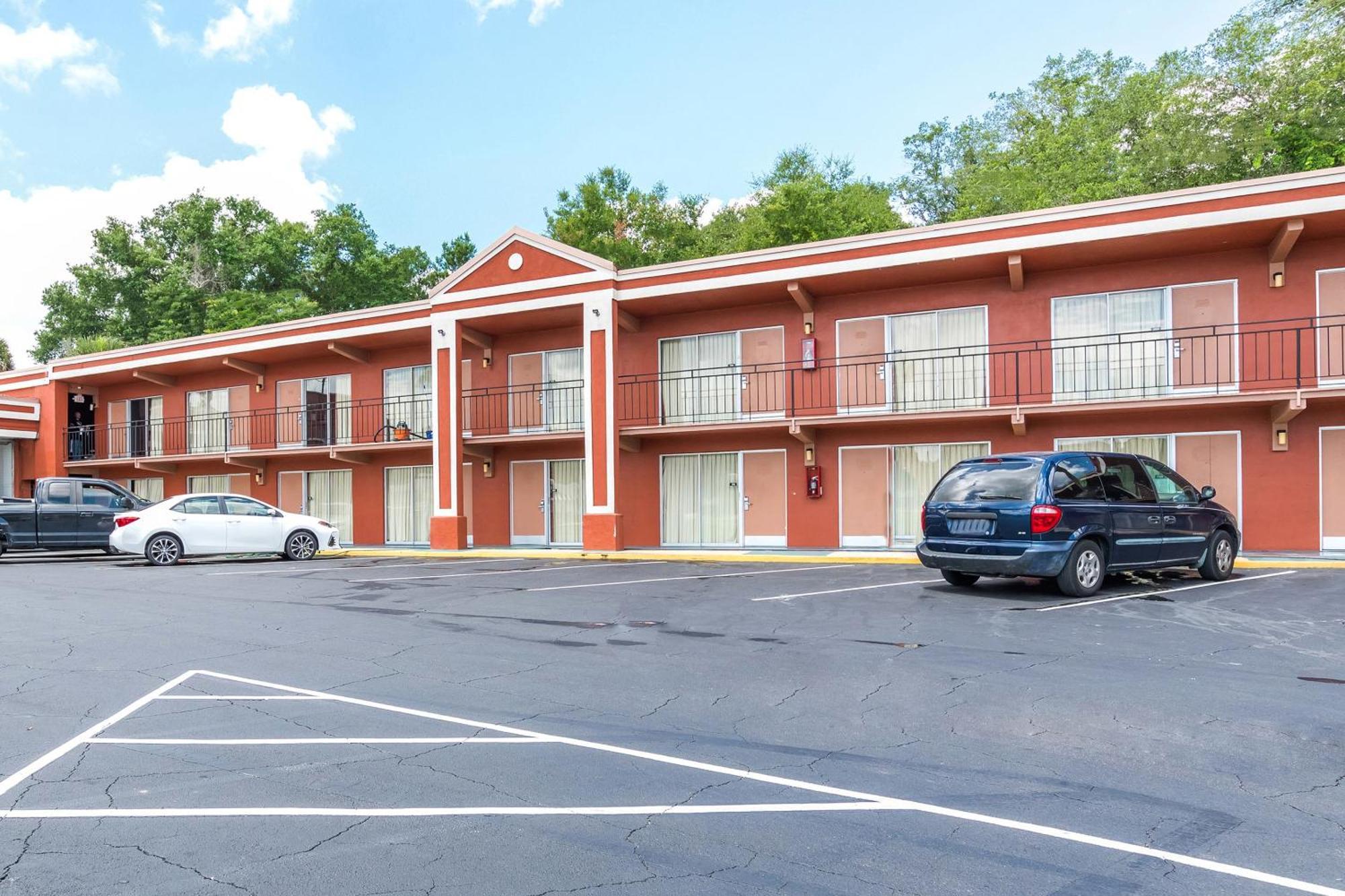 Oyo Hotel Mustang Silver Spring Fl Silver Springs Ngoại thất bức ảnh