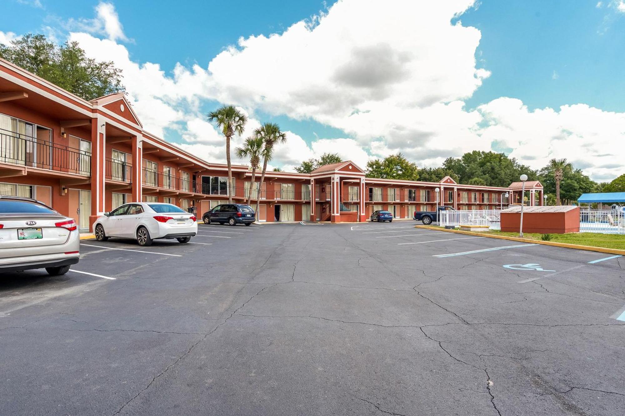Oyo Hotel Mustang Silver Spring Fl Silver Springs Ngoại thất bức ảnh