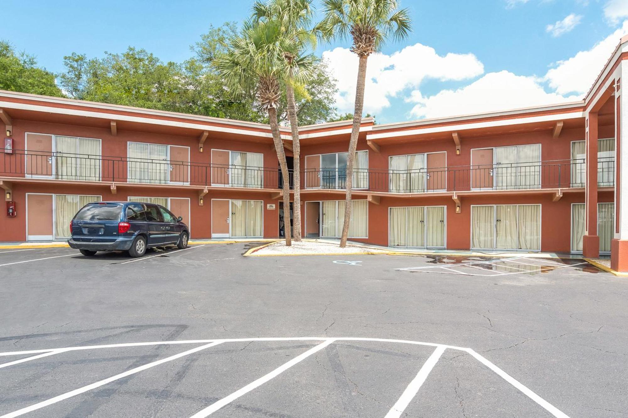 Oyo Hotel Mustang Silver Spring Fl Silver Springs Ngoại thất bức ảnh